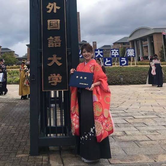 久保史緒里の姉の大学