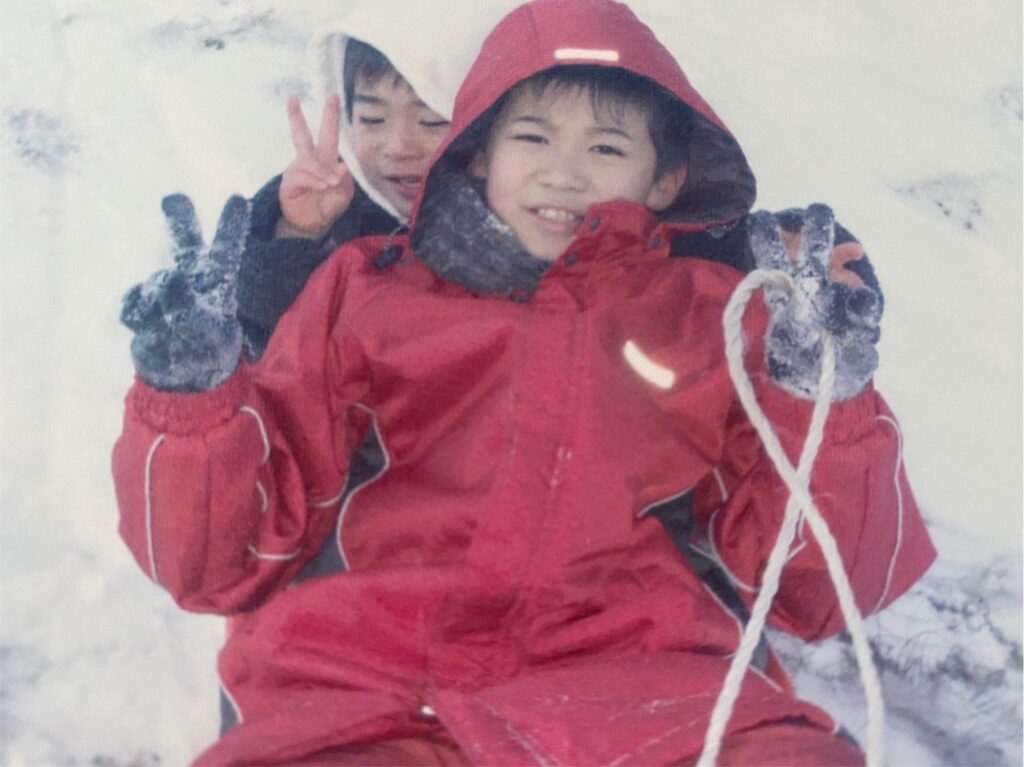 新浜レオンと弟の幼少期